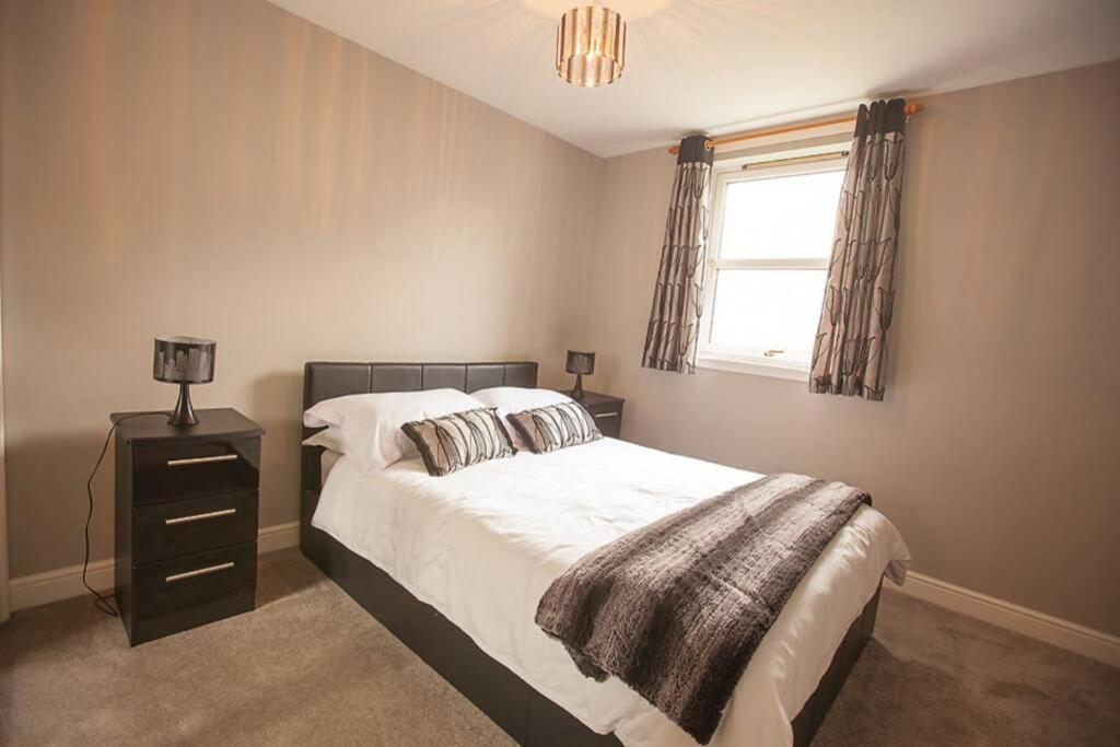 Apartamento Centre Executive 2 Bed With Wifi & Parking *